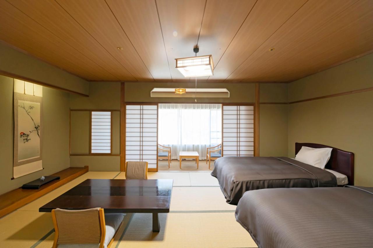 Isawa Tokiwa Hotel Fuefuki Экстерьер фото