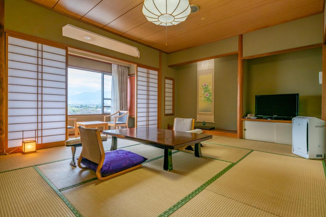 Isawa Tokiwa Hotel Fuefuki Экстерьер фото