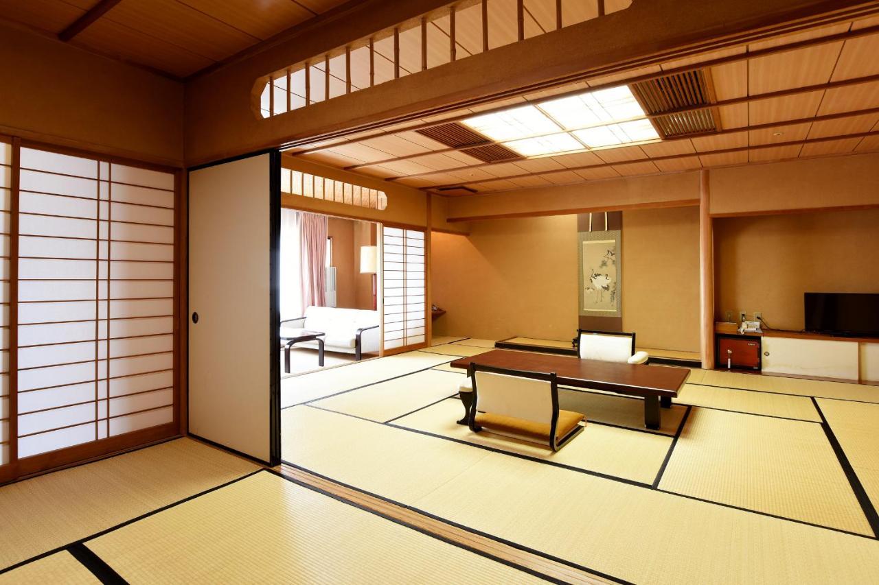 Isawa Tokiwa Hotel Fuefuki Экстерьер фото