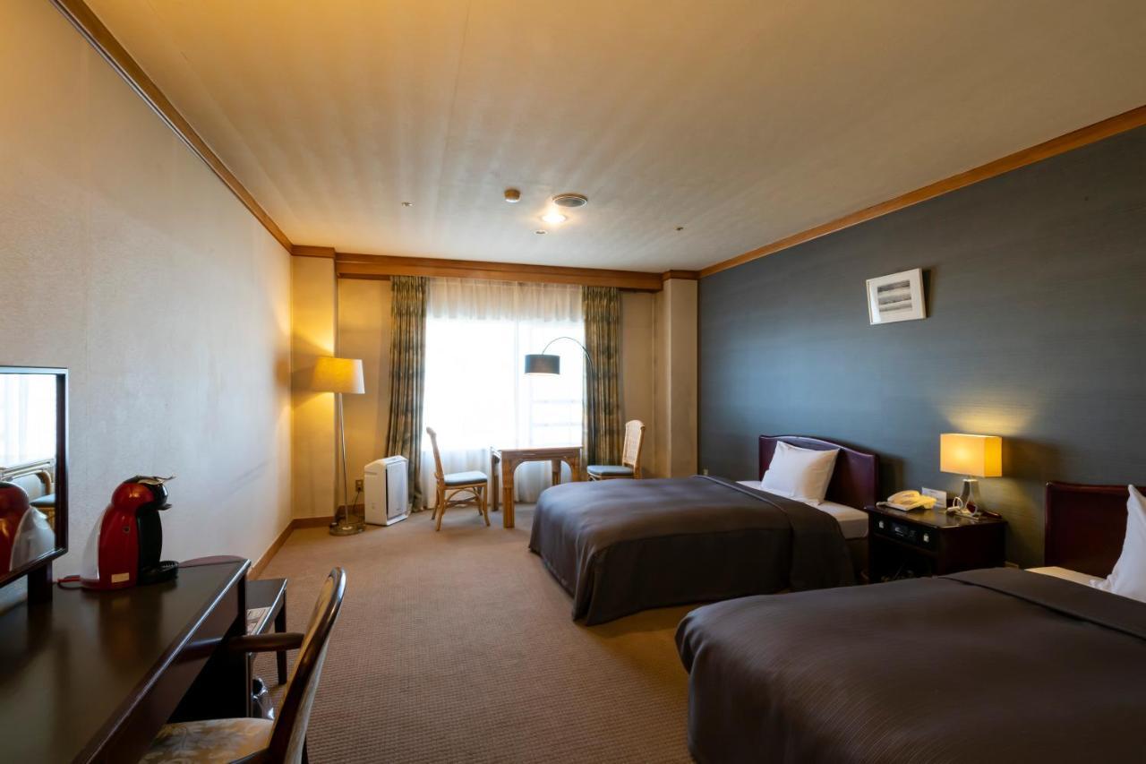 Isawa Tokiwa Hotel Fuefuki Экстерьер фото
