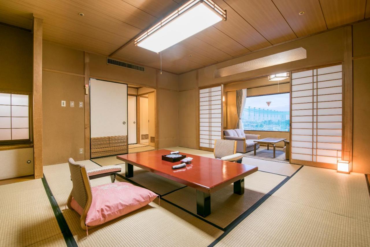 Isawa Tokiwa Hotel Fuefuki Экстерьер фото